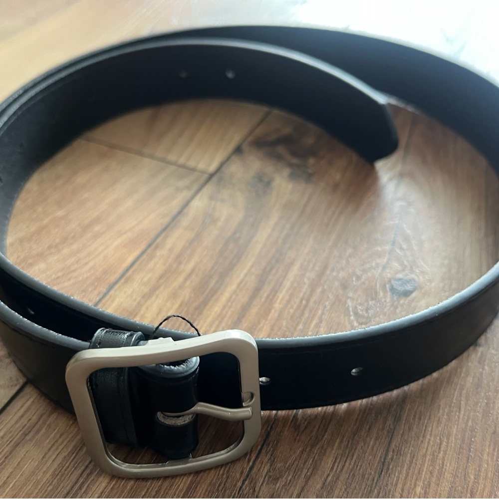 New Black Leather Belt with Silver Buckle SHEIN